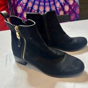 Tommy Hilfiger Black Quilted Ankle Boots with Gold Zipper